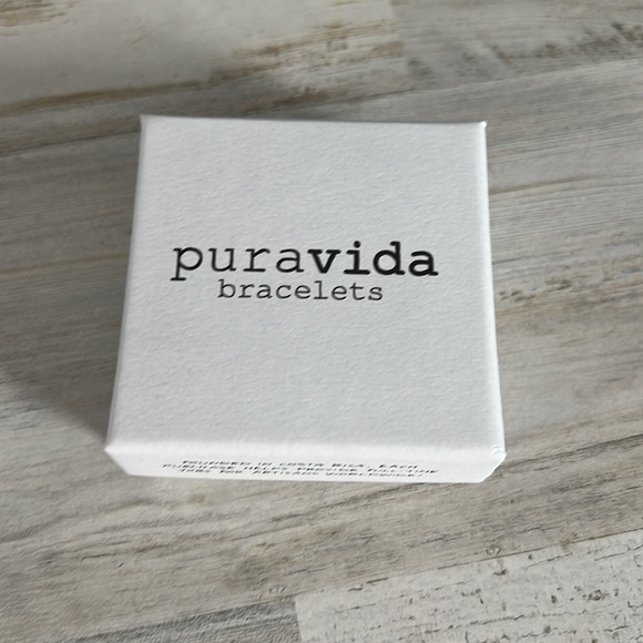 Pura Vida Necklace & Earring Set - Picture 3 of 4
